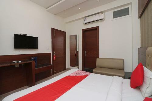 Capital O 2594 Hotel Kanchan Residency
