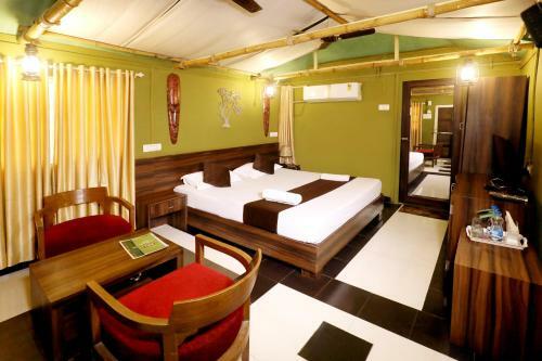Hotel Pali Village Resort