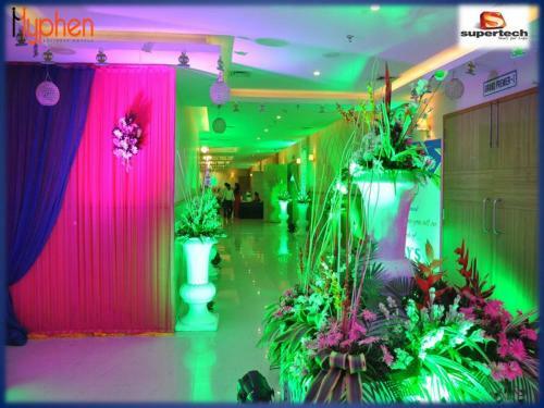 Hyphen Premier-business Hotel