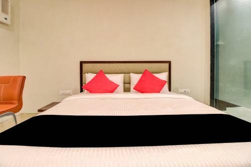 Capital O 65429 Hotel Merakee