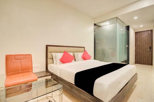 Capital O 65429 Hotel Merakee