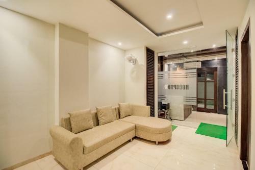 Capital O 65429 Hotel Merakee