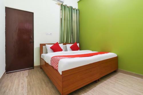 Oyo 69788 Hotel Limewood