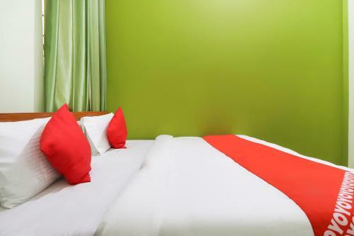 Oyo 69788 Hotel Limewood