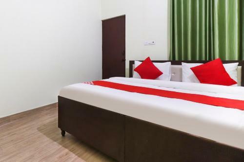 Oyo 69788 Hotel Limewood