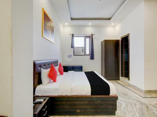 Hotel Capital O 77560 Oak Tree By Golden Plate