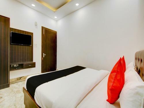 Hotel Capital O 77560 Oak Tree By Golden Plate