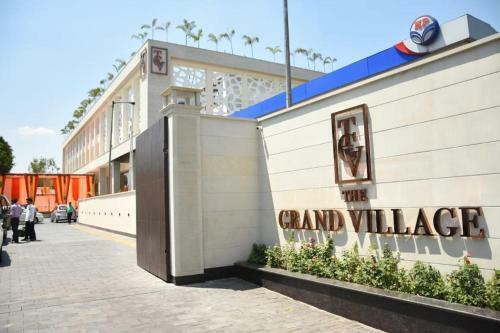 Hotel The Grand Village