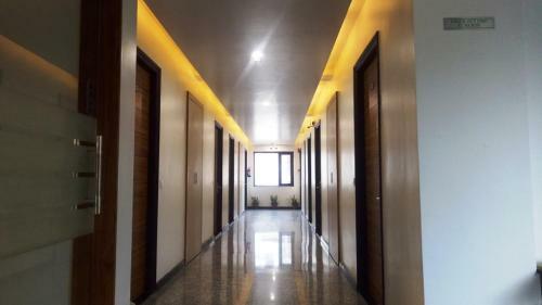 Bed & Breakfast Alankrita Suites & Party Halls