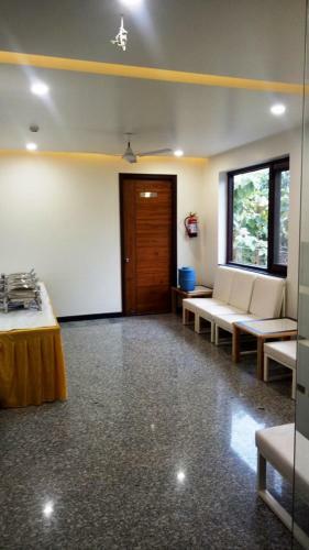 Bed & Breakfast Alankrita Suites & Party Halls