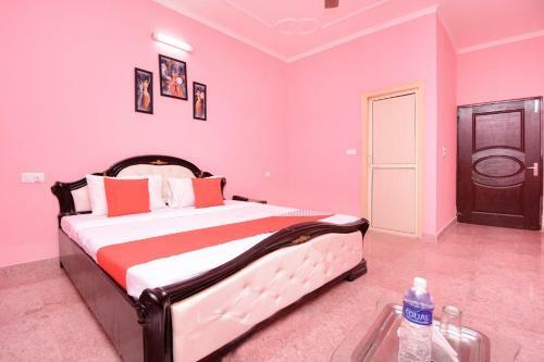 Hotel Oyo 27963 Dreamland