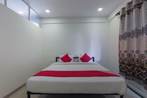 Hotel Oyo 44616 Morjim Sea Wave
