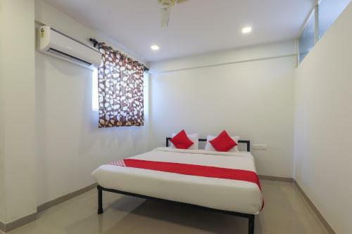 Hotel Oyo 44616 Morjim Sea Wave