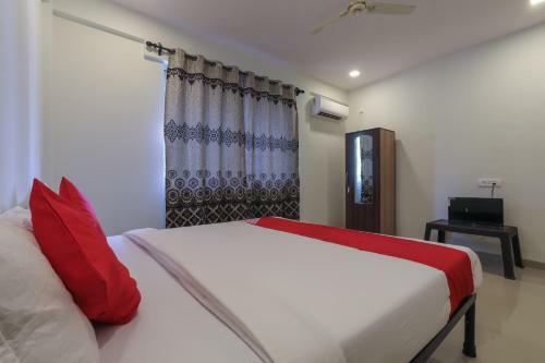 Hotel Oyo 44616 Morjim Sea Wave