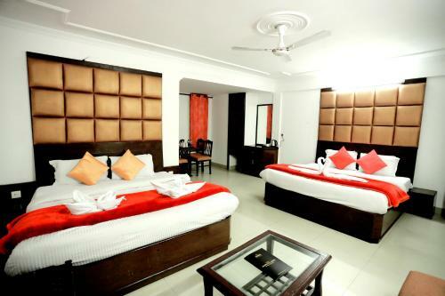 Hotel Amara Hill Queen Mussoorie