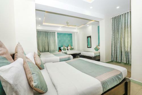 Hotel Aishwarya Le Royal