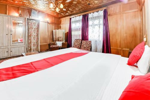 Hotel Oyo 37987 Houseboat Nairobi