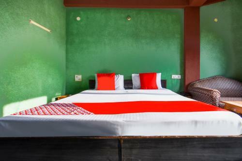 Oyo 47040 Vibes Hotel