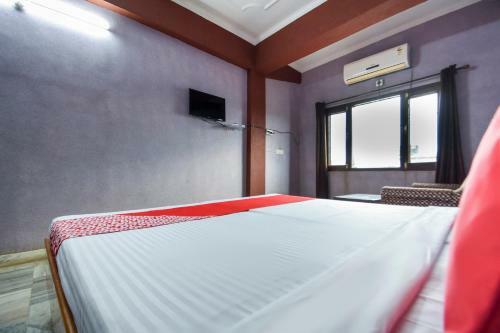 Oyo 47040 Vibes Hotel