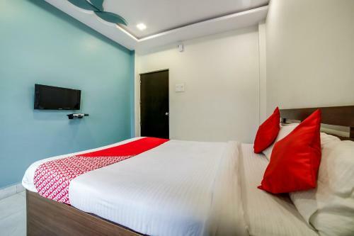 Hotel Oyo 23706 Super Deluxe Guest House