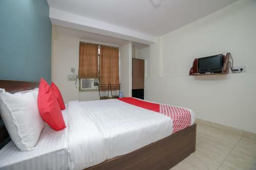 Hotel Oyo 23706 Super Deluxe Guest House