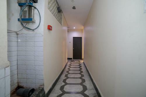 Hotel Oyo 23706 Super Deluxe Guest House