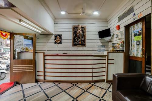 Hotel Oyo 23706 Super Deluxe Guest House