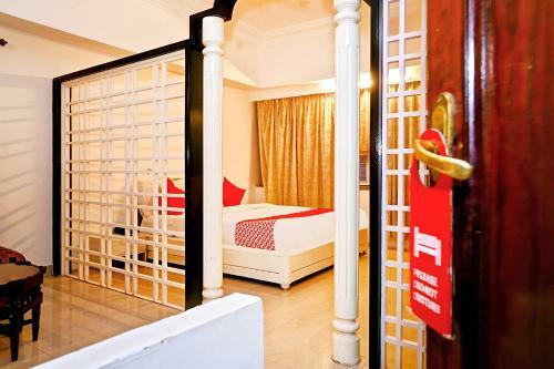 Hotel Oyo Flagship 14469 Darshan Tower Gitanjali