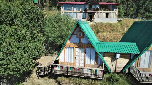 Hotel Chirpingi Birdz Resort