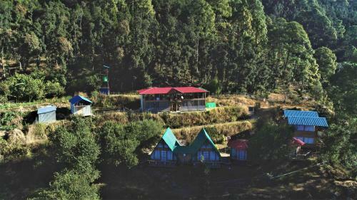 Hotel Chirpingi Birdz Resort