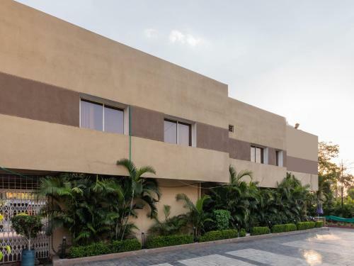 Hostal Oyo 77905 Rose Home Stay