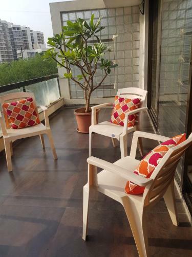 Hostal Status Homeaway Service Apartments