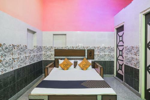 Spot On 65708 Shri Ram Hotel