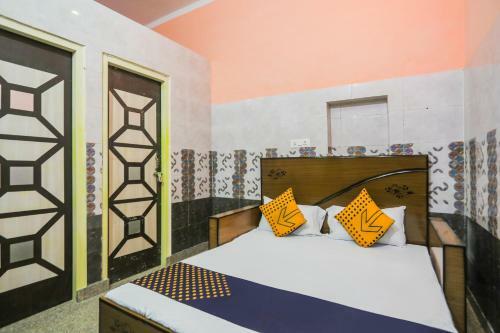 Spot On 65708 Shri Ram Hotel