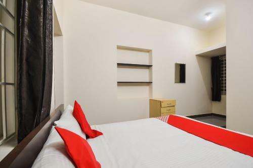 Hotel Oyo 70250 Royal Residency