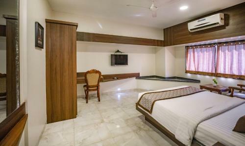 Hotel 24 Seven Nashik