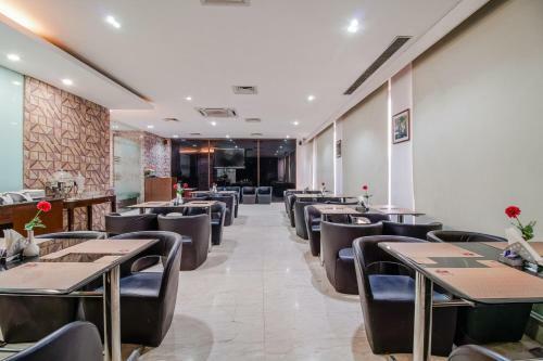 Fabhotel Bellevue