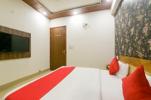 Hotel Oyo 71322 Red Stone