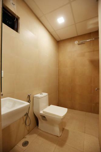 Hotel Ark Suites At Airport