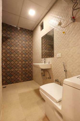 Hotel Ark Suites At Airport