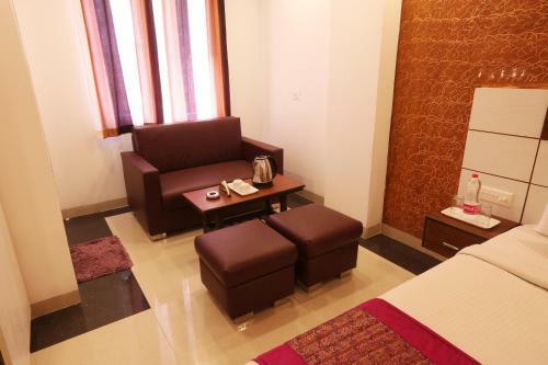 Hotel Ark Suites At Airport
