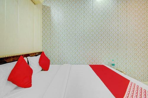 Hotel Oyo 79451 Blue Star