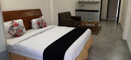 Hotel Classy Residency- Studio Apartments