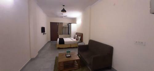 Hotel Classy Residency- Studio Apartments