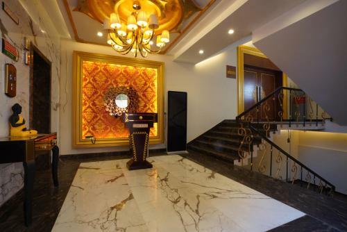 Hotel All Heavens Gold