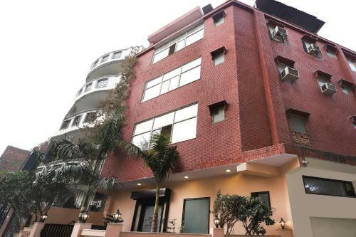 Hotel Oyo 24436 Ymd 7 Grand