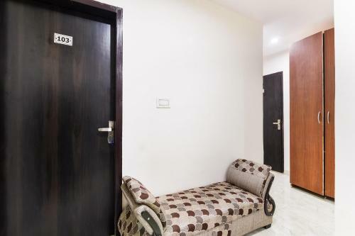 Oyo 67019 Jps Green Hotels