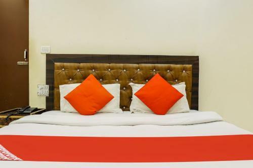 Hotel Oyo 76240 Monika Guest House