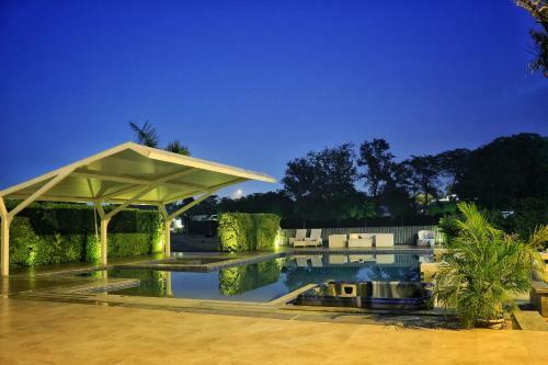 Bed & Breakfast Satvik Resort & Hotel