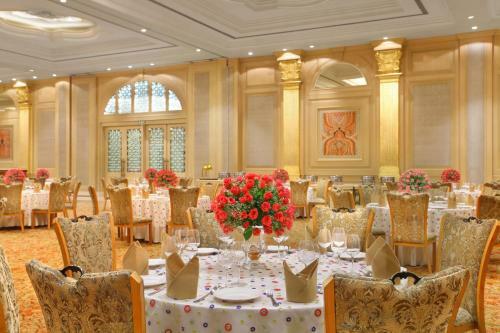 Seven Seas Hotel